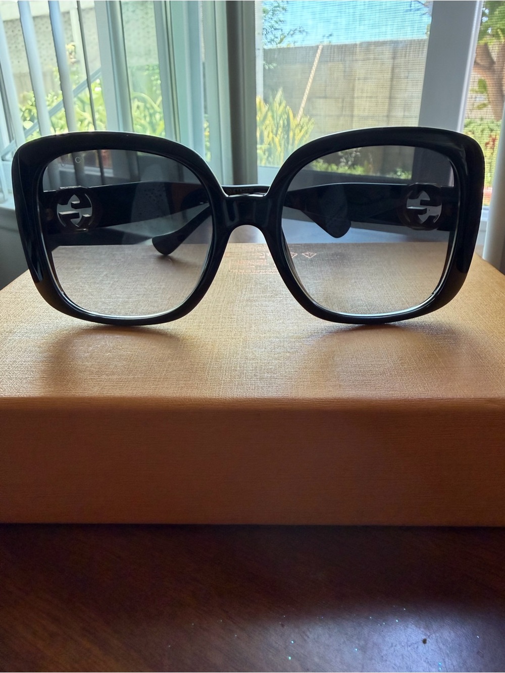 Gucci Black Square Oversized Sunglasses with Gold GG Accent 57mm - Picture 2 of 9